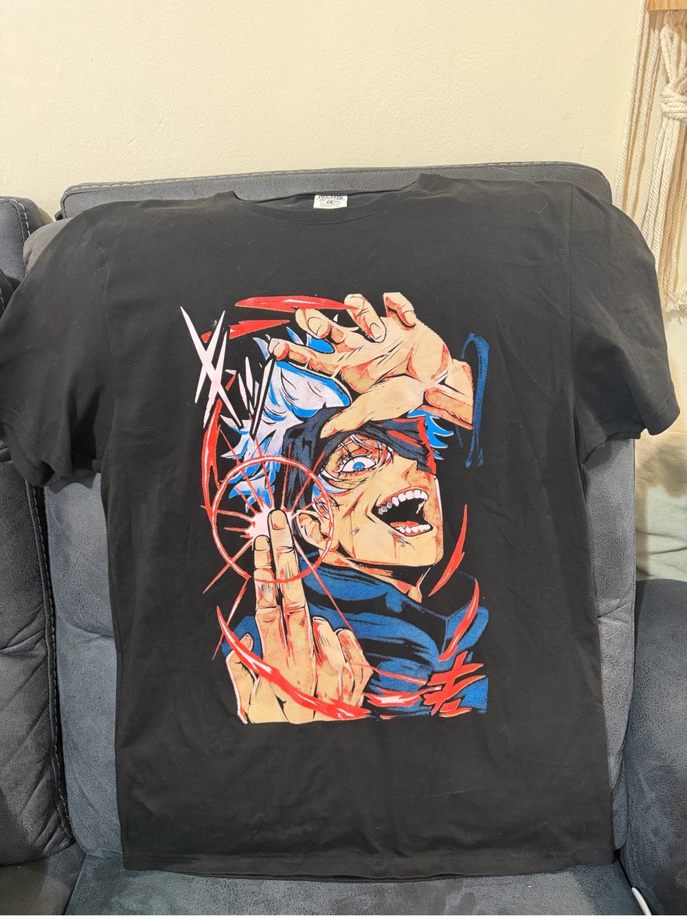 Large (fits like M) Black Graphic Anime Jujutsu Kaisen “Gojo” T-Shirt unisex JJK